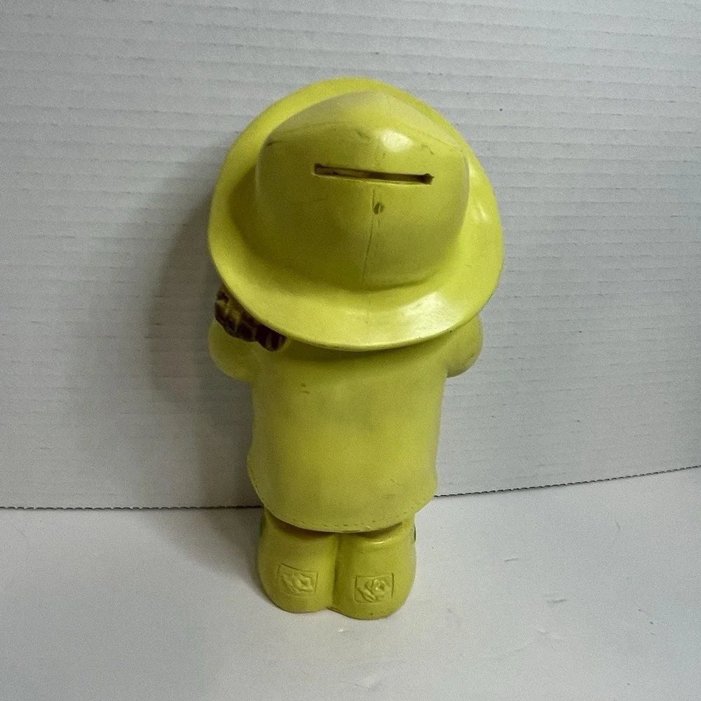 Vintage 1985 Cabbage Patch Kids Coin Bank Yellow Rain Slicker W Duck Spring